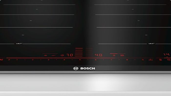 bảng điều khiển hiện đại của bếp từ Bosch
