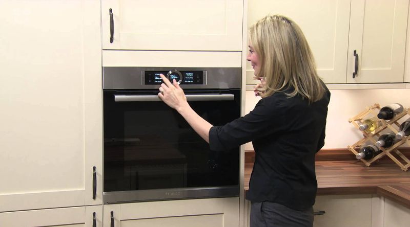 lò nướng Bosch HBG655BS1M