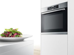 đánh giá chi tiết lò nướng kết hợp vi sóng Bosch CMG633BS1