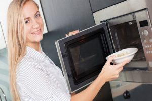 Bật mí cách rã đông bằng lò nướng bosch đơn giản hiệu quả