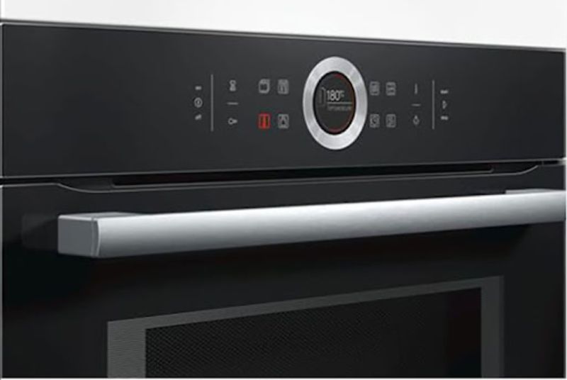 Bảng điều khiển cảm ứng với các nút bấm trực quan, dễ sử dụng